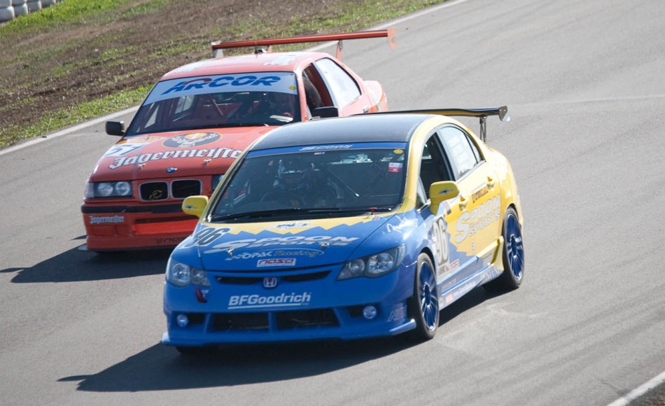 running-in-the-7th-annual-25-hours-of-thunderhill
